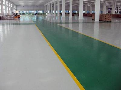 地下停车场环氧地坪漆施工全解析 薄涂与自流平工艺如何选择